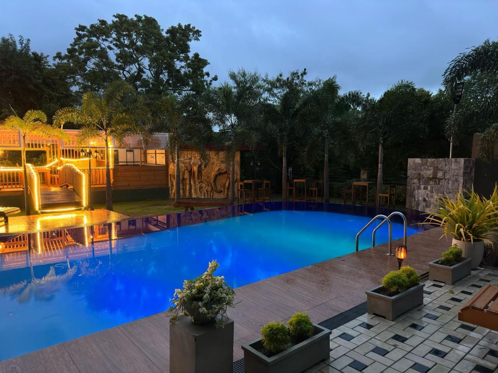 White Land City Hotel Dambulla Exterior foto
